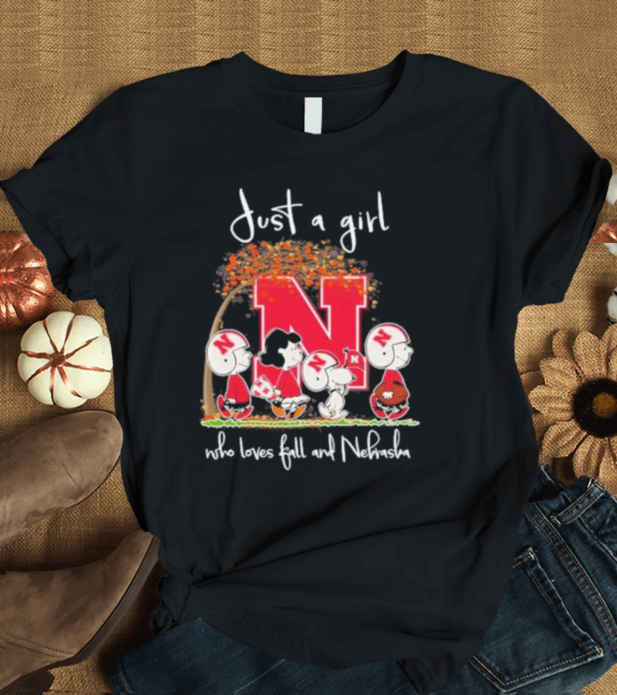 Just A Girl Who Loves Fall And Nebraska Peanuts Gang Football T-Shirt