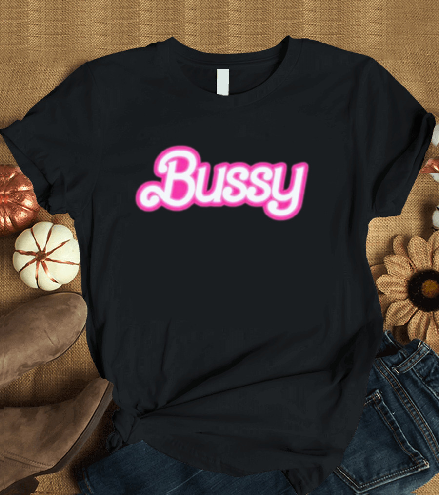 Bussy Barbie New Retro Pink T-Shirt
