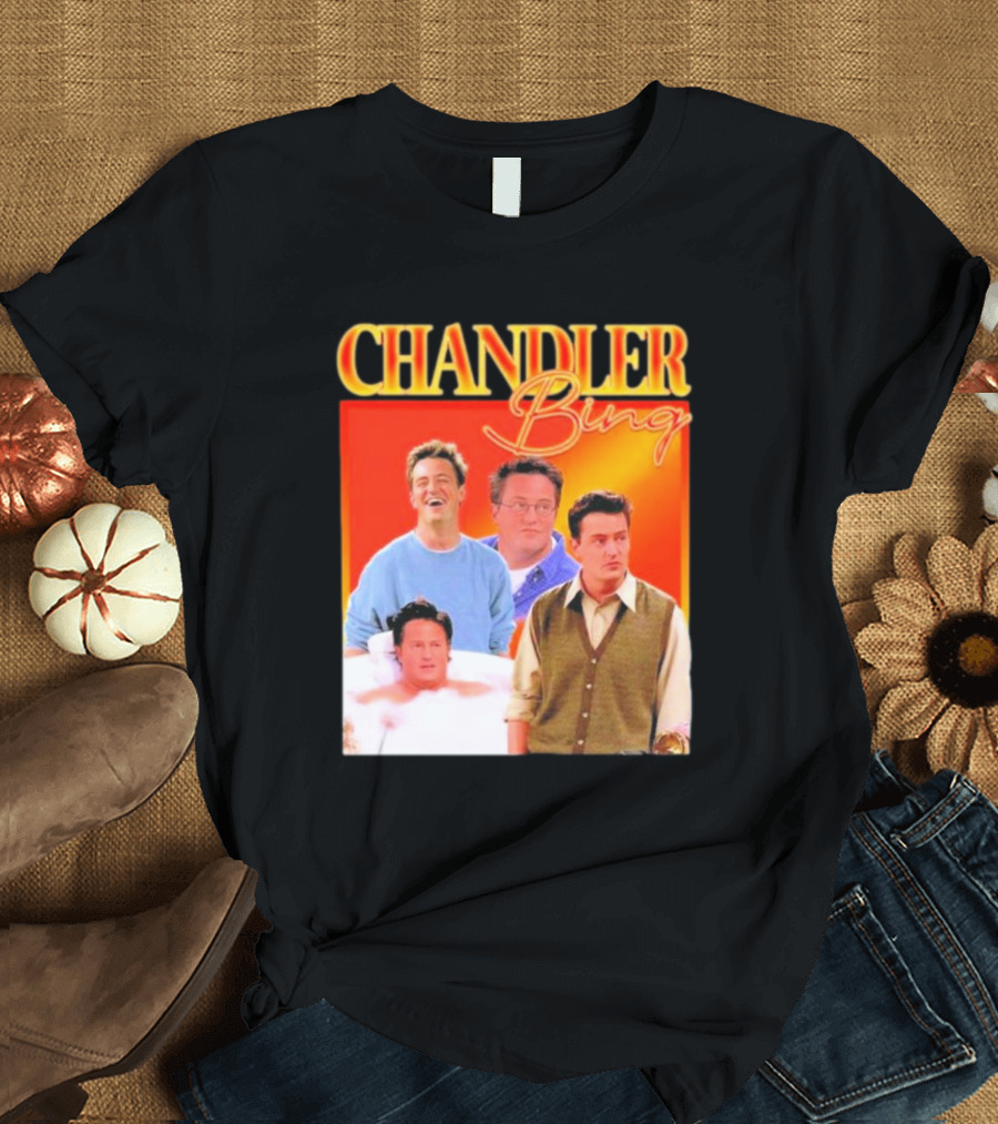 CHANDLER BING MADDNESS SHOP HOMAGE T-Shirt