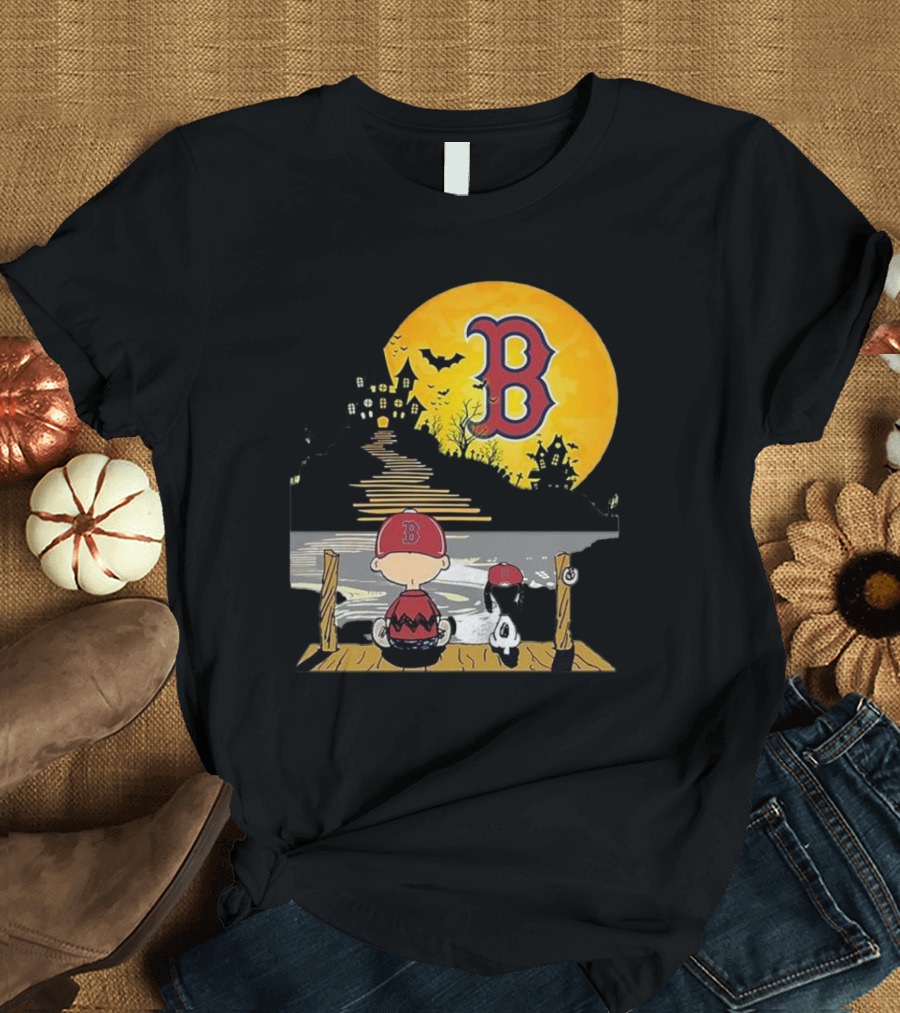 Snoopy and Charlie Brown Boston Red Sox Halloween Moon Scene T-Shirt