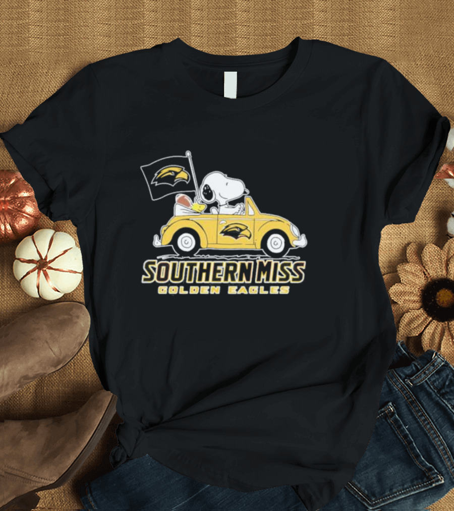 Southern Miss Golden Eagles Snoopy and Woodstock Driving Car T-Shirt