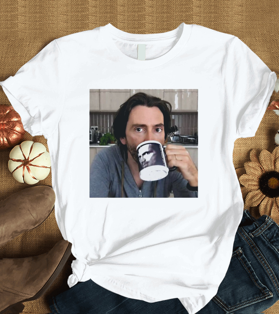 David Tennant Drinking from Mug with David Tennant Image T-Shirt