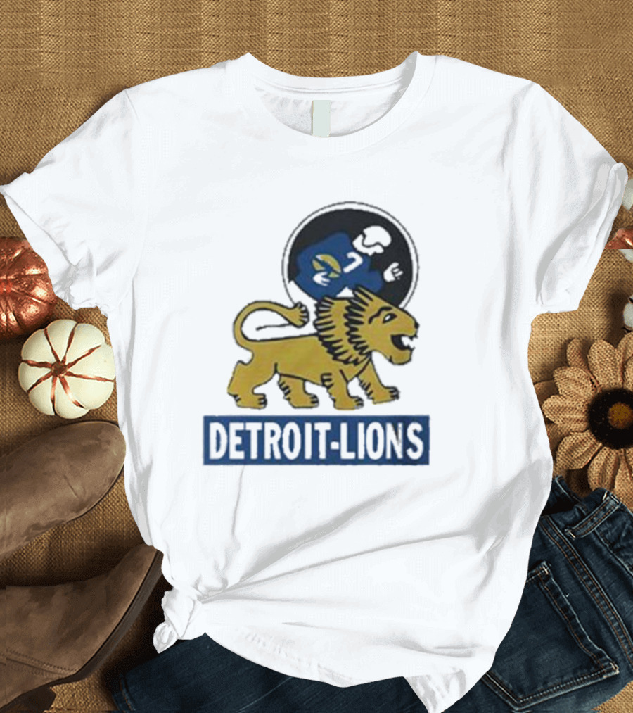 Detroit Lions Retro Style Lion Emblem T-Shirt