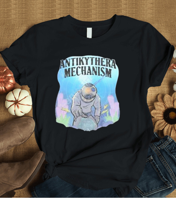 T-Shirt: Antikythera Mechanism Diver Exploring Underwater Mystery T-Shirt Antikythera Mechanism Diver Exploring Underwater Mystery T-Shirt