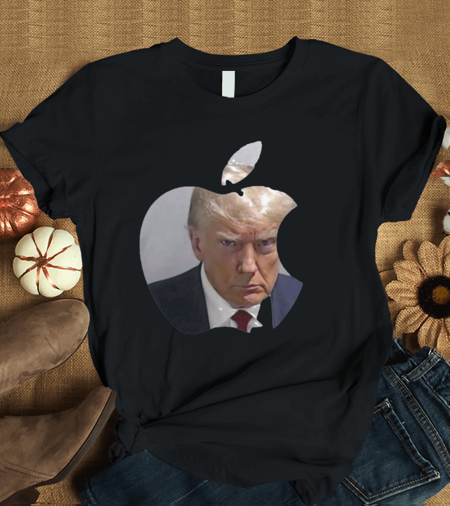 Vote For Donald Trump Apple Mugshot T-Shirt