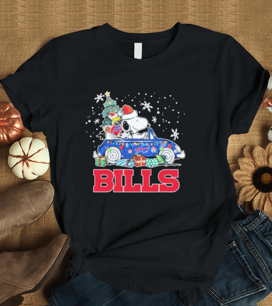 Peanuts Snoopy Woodstock Christmas Car Buffalo Bills Flag Winter Snowflakes T-Shirt