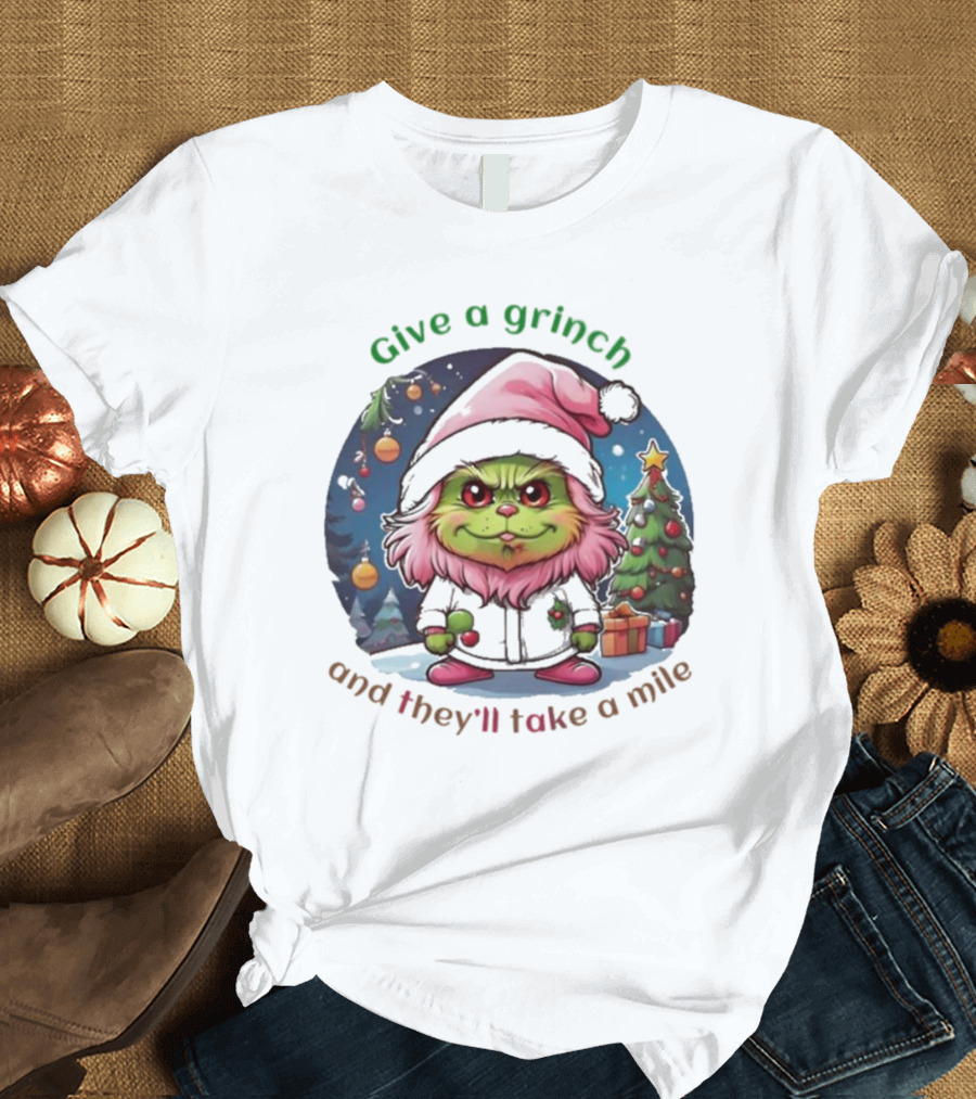 Chibi Pink Grinch Christmas Scene Give A Grinch And They’ll Take A Mile T-Shirt