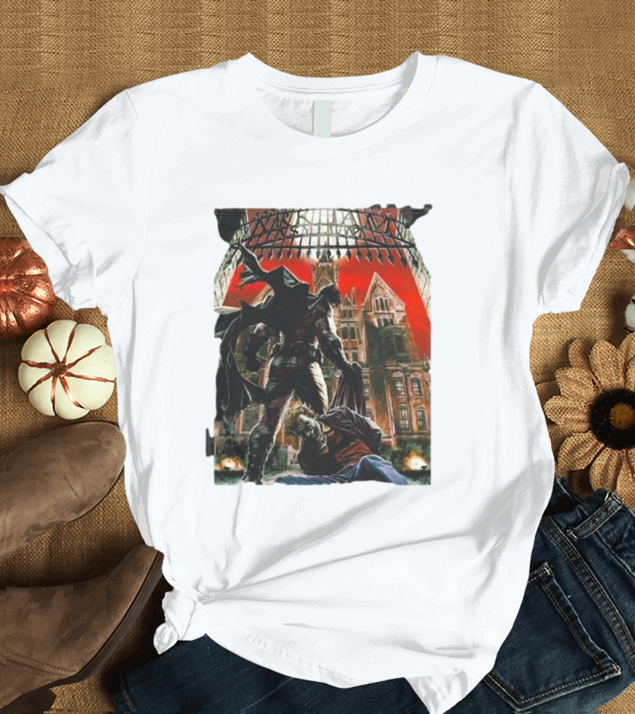 Batman Arkham Asylum Gothic Gate Dynamic Red Background Scene T-Shirt