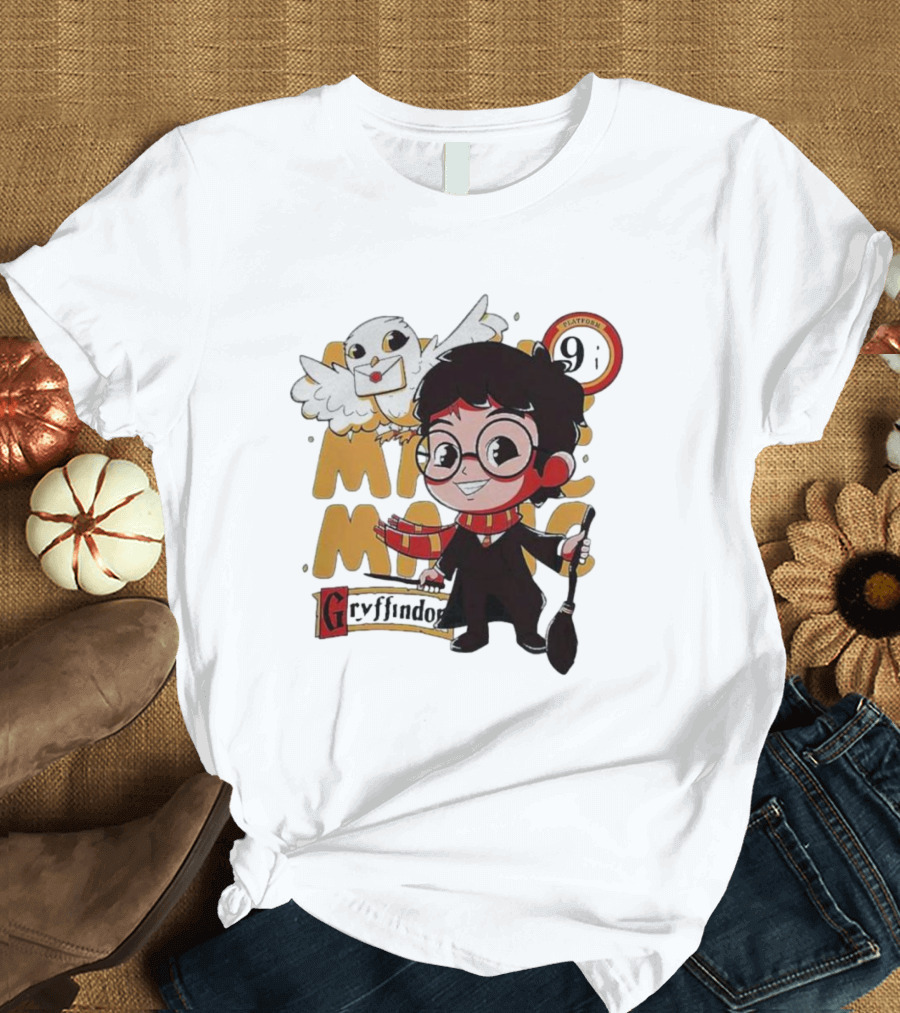 Quality Magic Boy Gryffindor Platform 9¾ Owl Wizard T-Shirt
