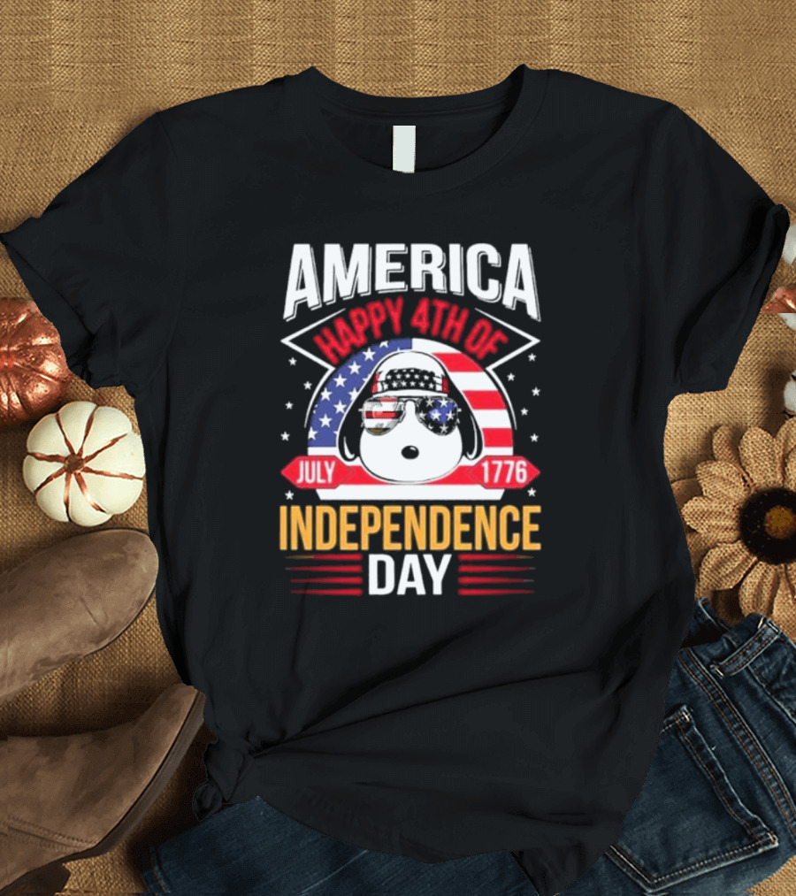 America Happy 4th of July Independence Day 1776 Snoopy T-Shirt