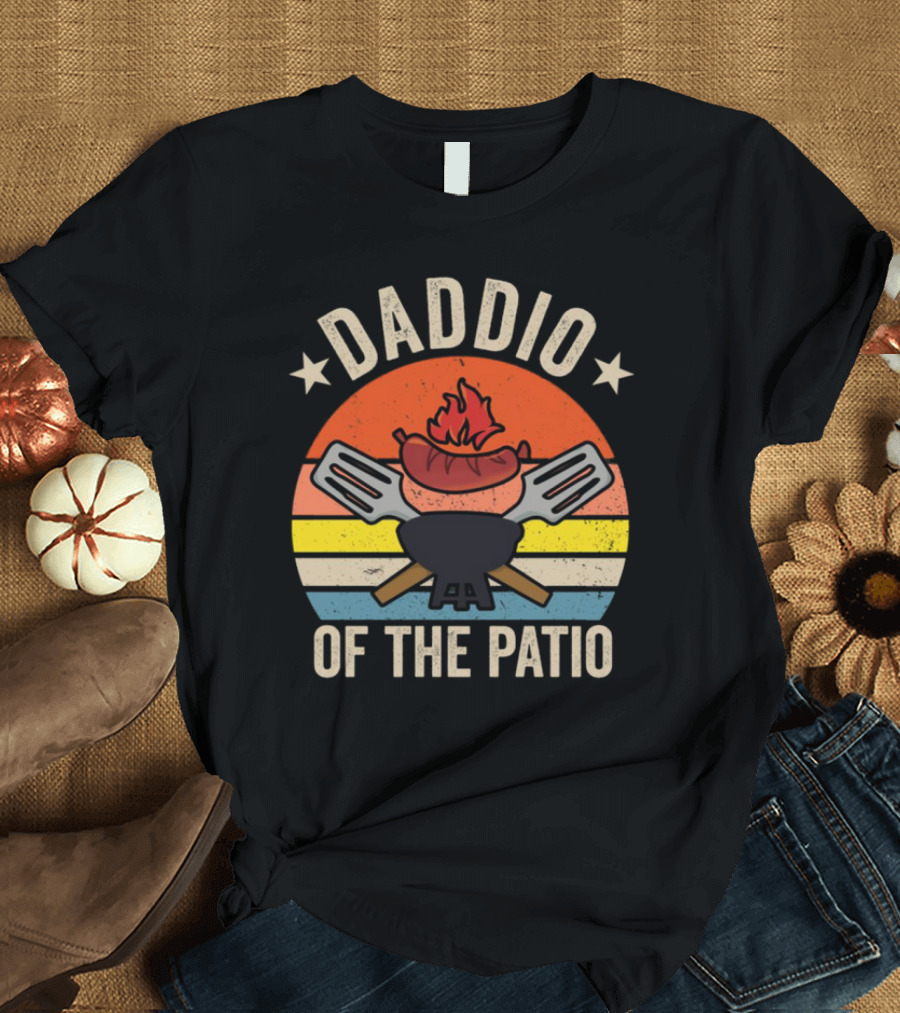 Daddio of the Patio Vintage BBQ Grill and Sausages Retro T-Shirt