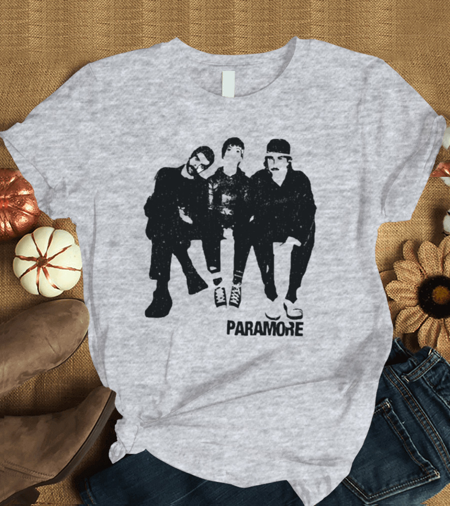 Paramore Music Group Photo Boyfriend Fit Girls T-Shirt