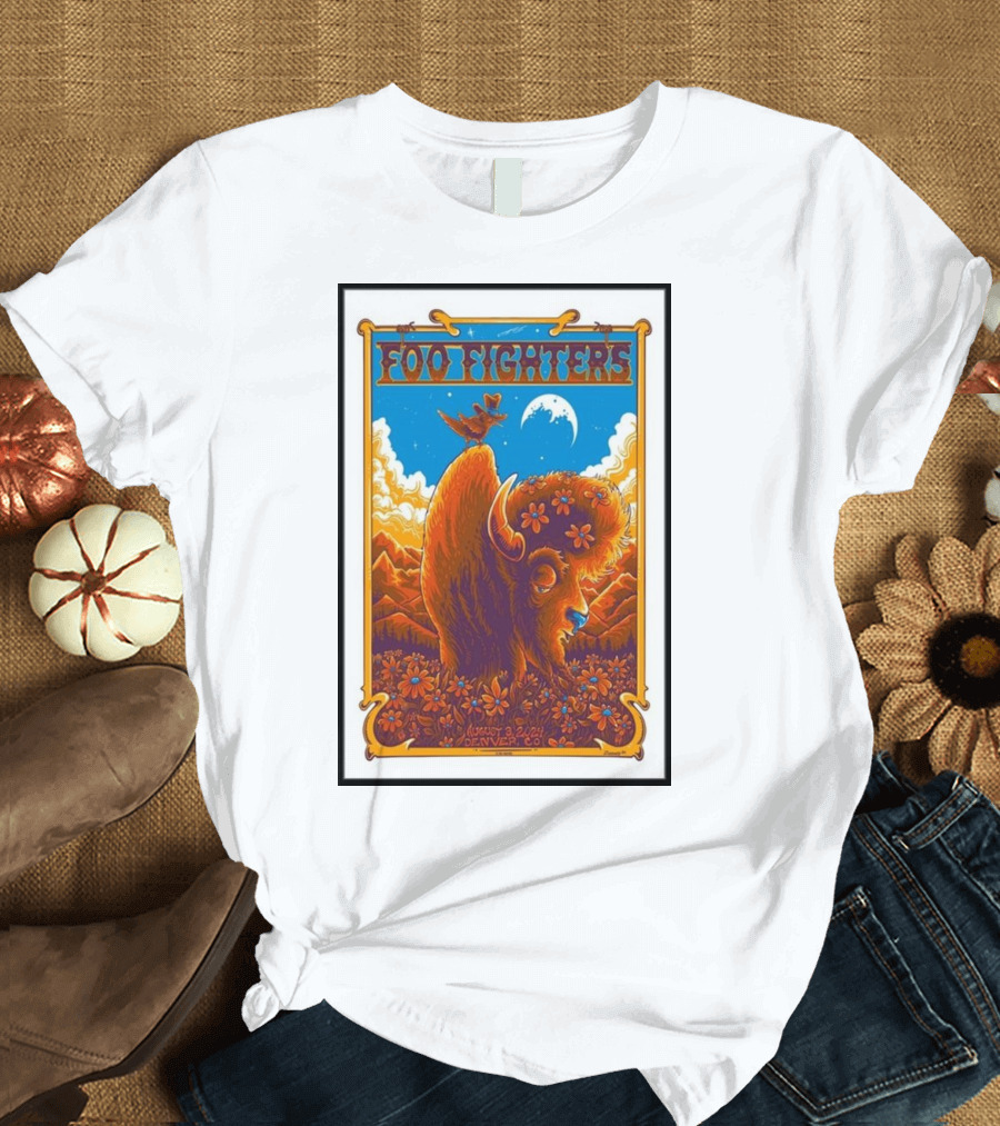 Foo Fighters Denver CO 8 3 24 Buffalo and Birds at Empower Field at Mile High T-Shirt