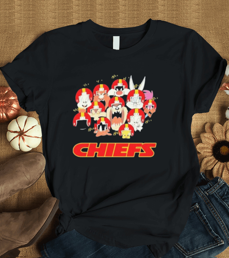 Looney Tunes Characters Chiefs Helmets Kansas City Chiefs T-Shirt