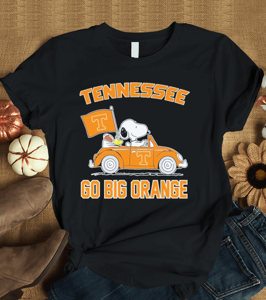 Tennessee Volunteers Snoopy Woodstock Car Go Big Orange T-Shirt