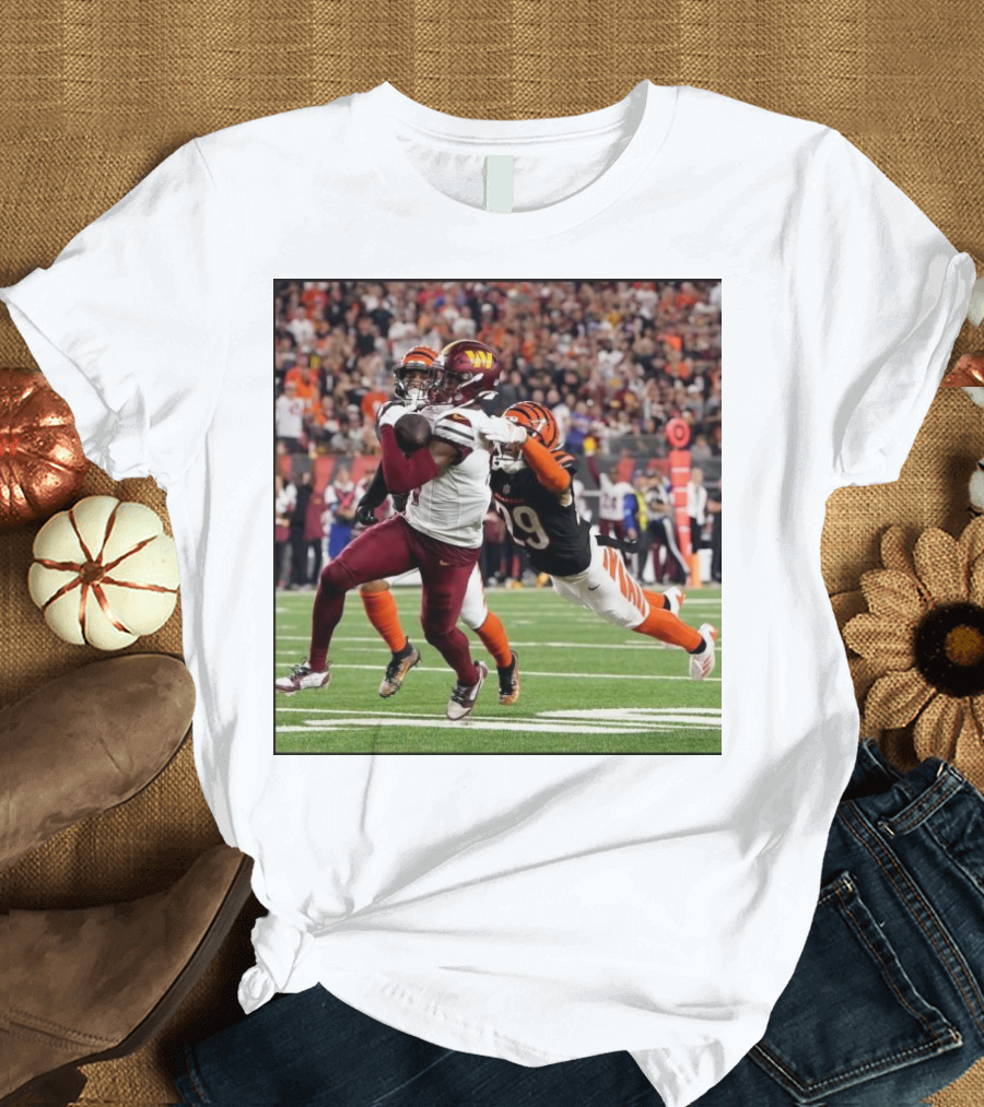 Terry McLaurin Washington Commanders 17 vs Cam Taylor-Britt Cincinnati Bengals 29 Iconic 55 Yard Catch T-Shirt