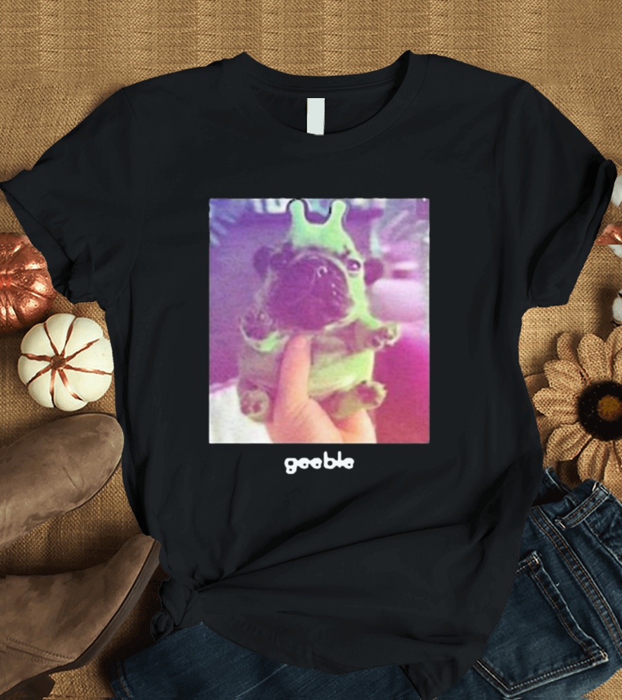 Pibble Palace Geeble Pug Crown T-Shirt