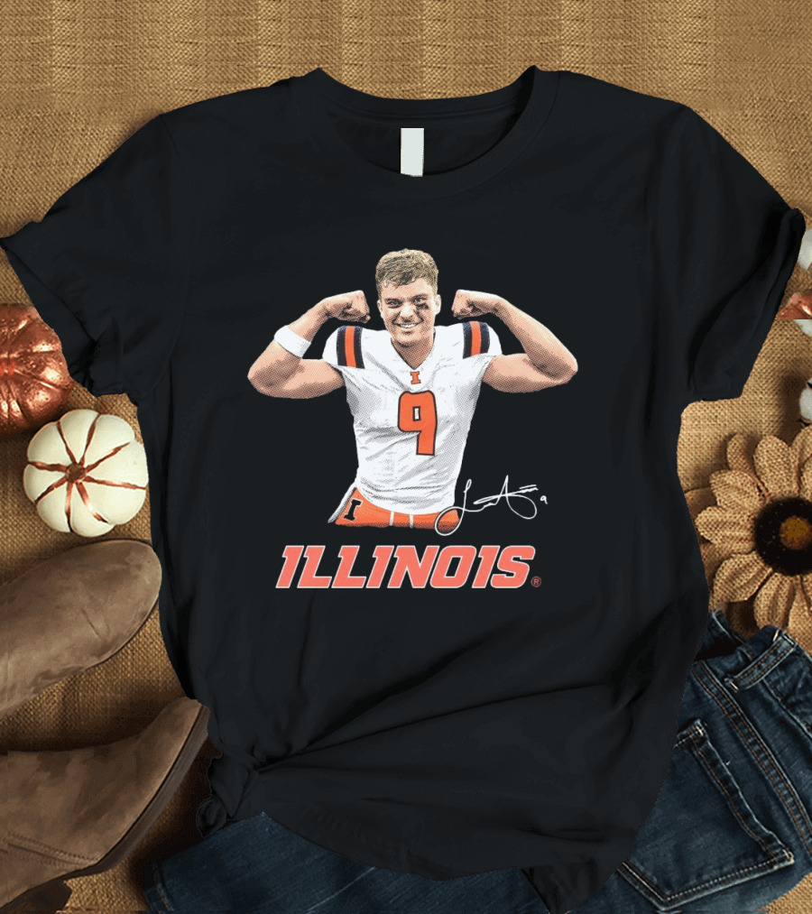 Illinois Fighting Illini Luke Altmyer Flexing with Signature and Number 9 T-Shirt