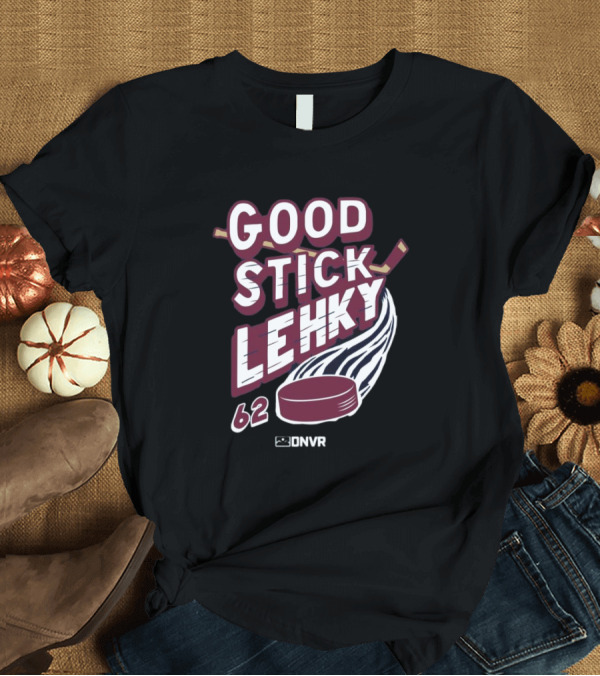 T-Shirt: DNVR Good Stick Lehky 62 Hockey Puck and Stick T-Shirt DNVR Good Stick Lehky 62 Hockey Puck and Stick T-Shirt
