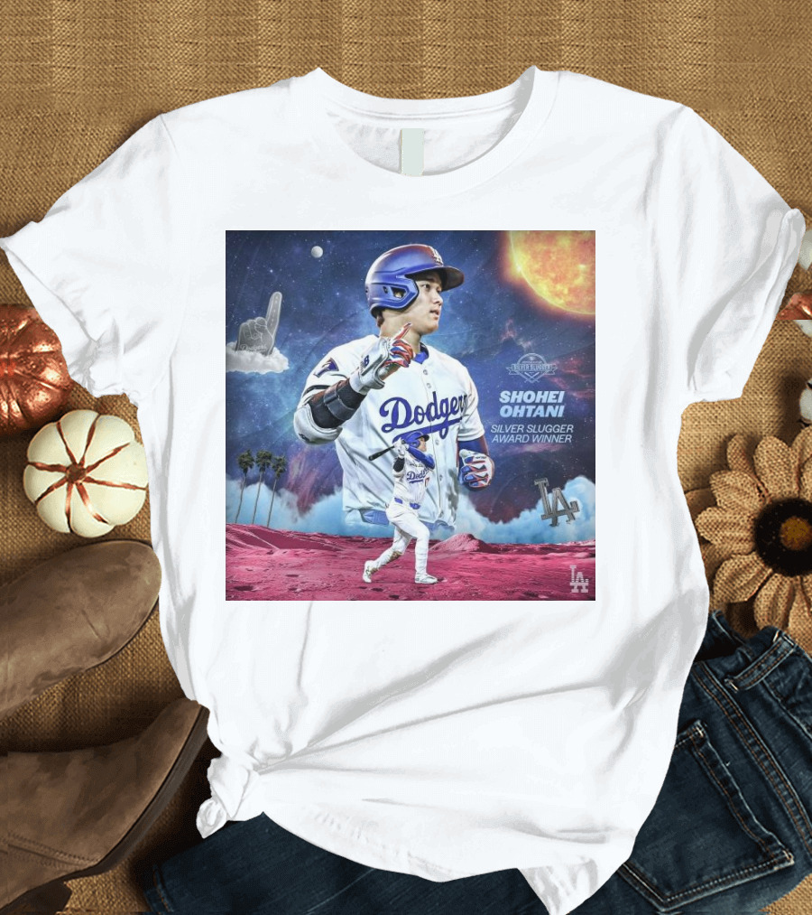 Shohei Ohtani Dodgers MLB Silver Slugger Award Winner Moon Scene T-Shirt
