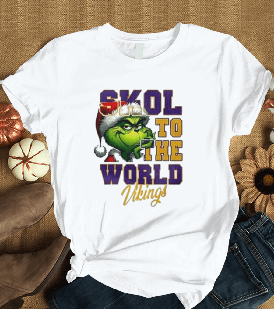 Minnesota Vikings Christmas The Grinch Skol to the World T-Shirt
