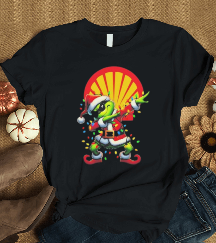 Santa Grinch Dabbing Shell Christmas Lights T-Shirt