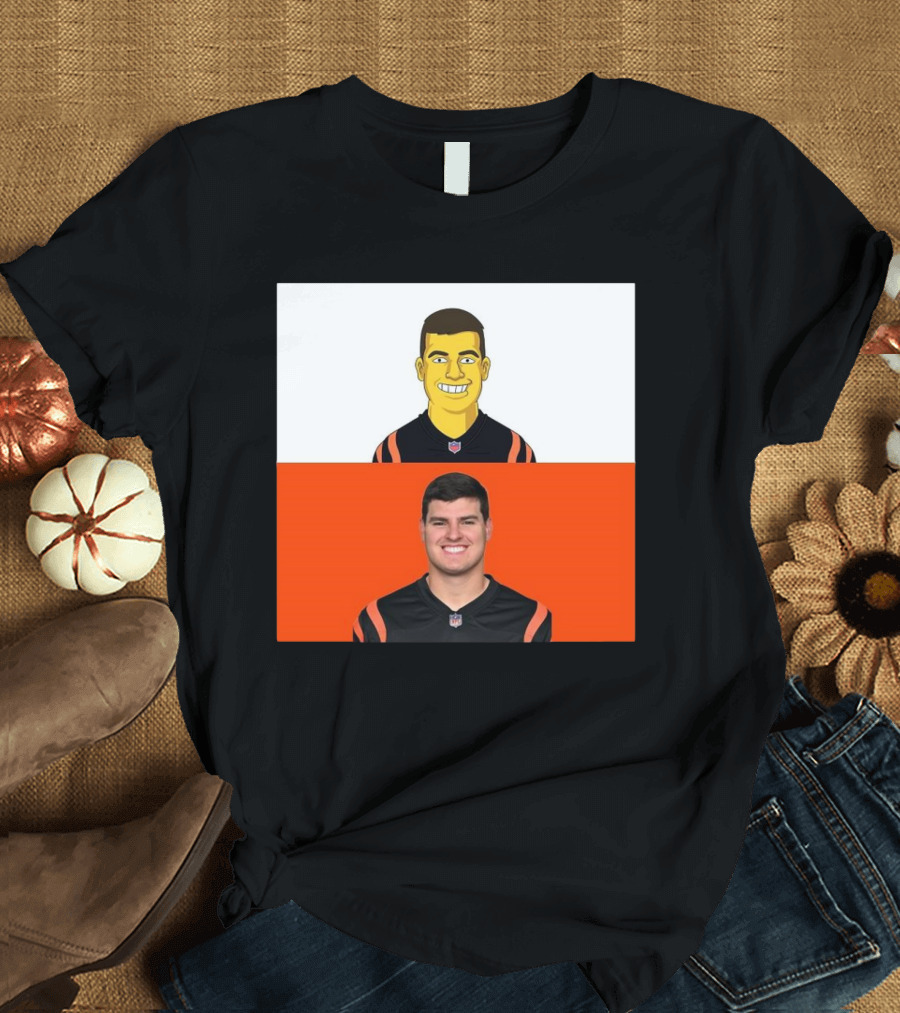 The Simpsons and Cincinnati Bengals Trey Hendrickson NFL Crossover T-Shirt