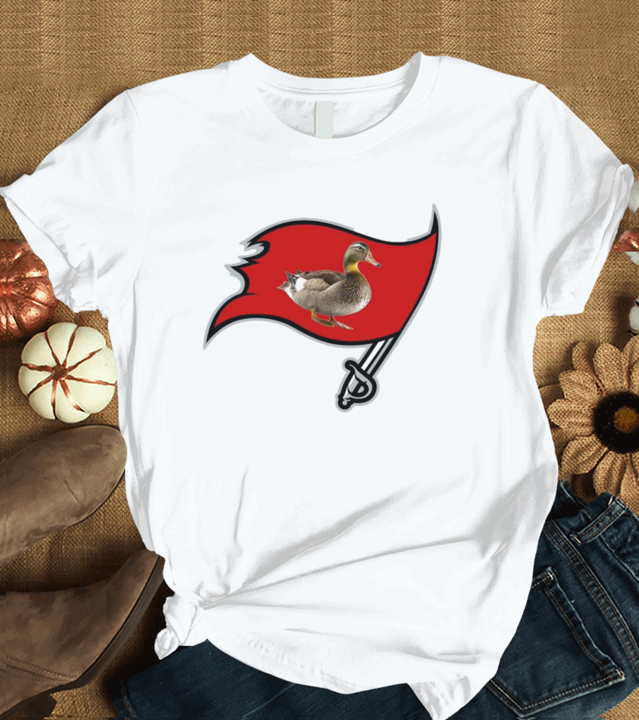 Tampa Bay Duckaneers New Buccaneers Parody Logo Flag T-Shirt