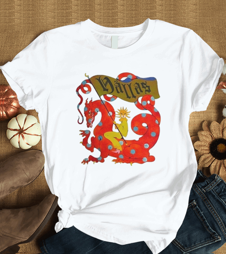 Hällas Flower Knight Riding Red Polka Dot Dragon T-Shirt