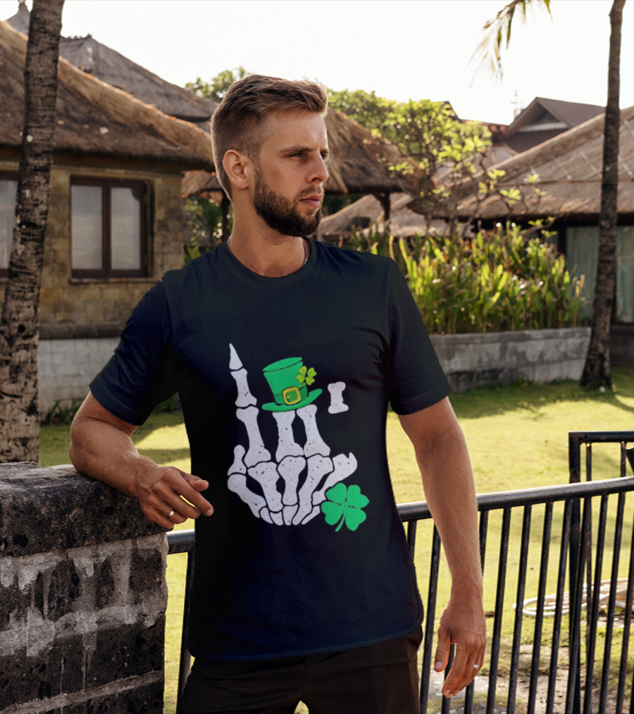 Skeleton Hand With Leprechaun Hat And Shamrock St Patricks Day T-Shirt