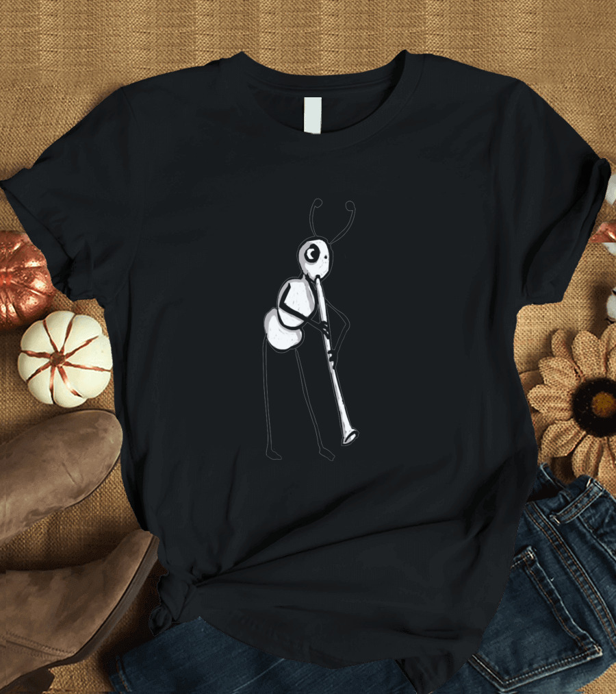 Ant Playing Clarinet 33163 T-Shirt