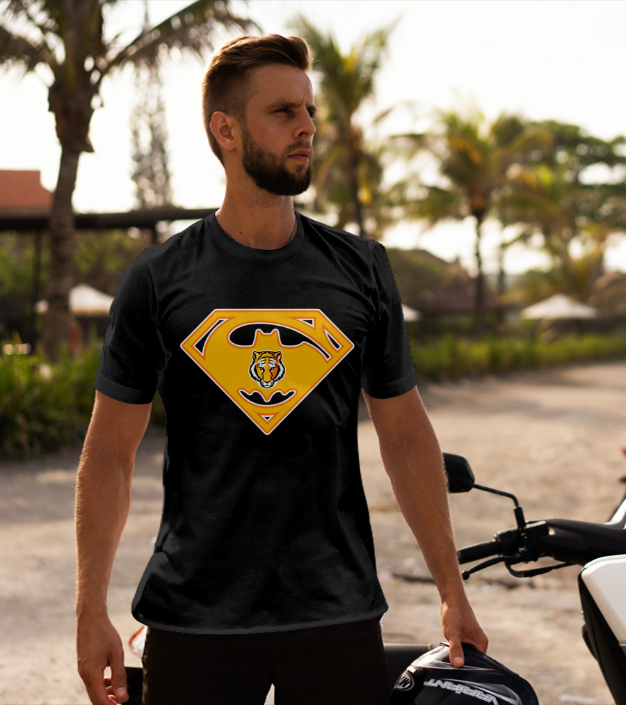 Depauw Tigers 80 Superman Batman T-Shirt