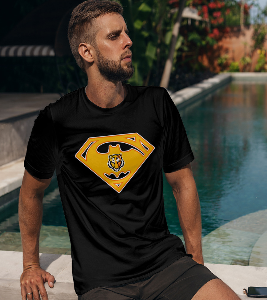 Depauw Tigers 80 Superman Batman T-Shirt