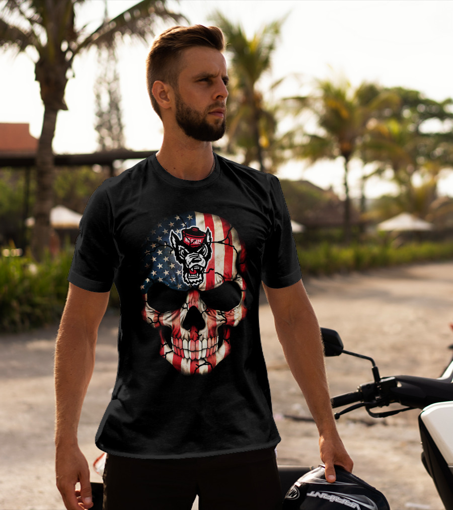 Nc State Wolfpack American Flag Skull T-Shirt