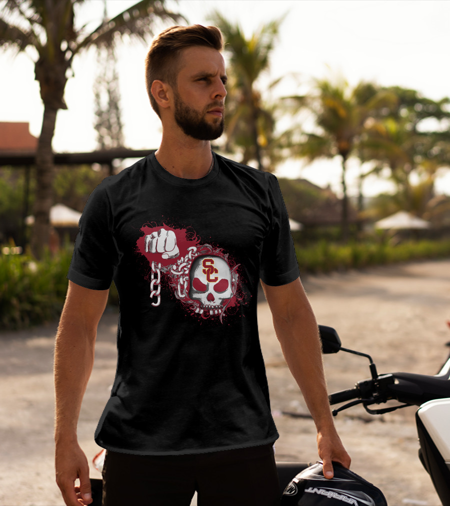 Usc Trojans Skull With Chain And Fist T-Shirt
