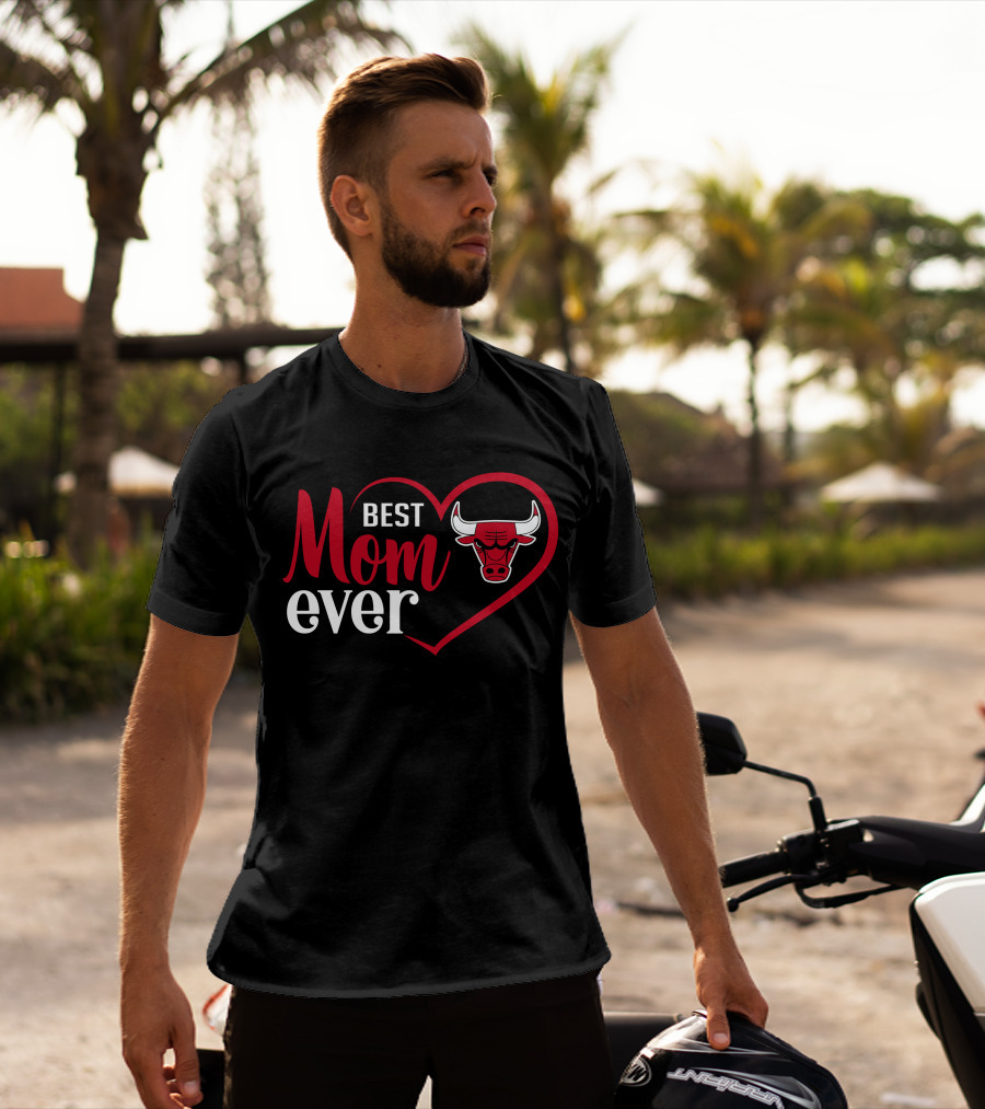 Chicago Bulls Heart Best Mom Ever T-Shirt