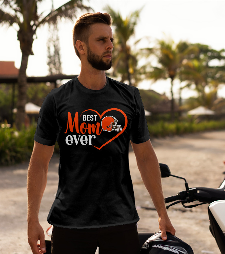 Cleveland Browns Best Mom Ever Heart Helmet T-Shirt