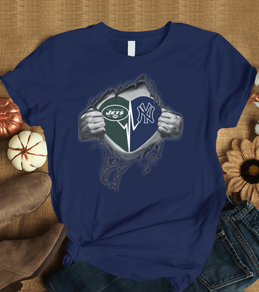 83 Jets Yankees Heart Torn Open T-Shirt