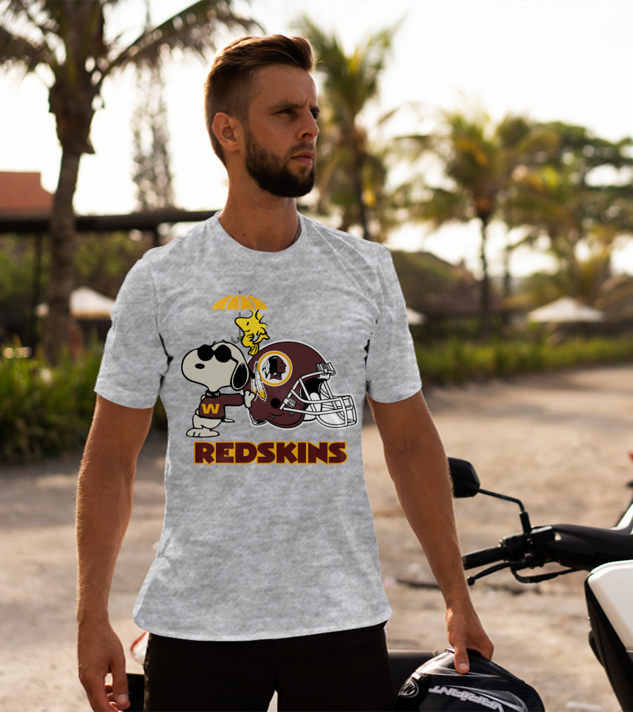 Snoopy Woodstock Redskins Helmet Washington Football Team T-Shirt