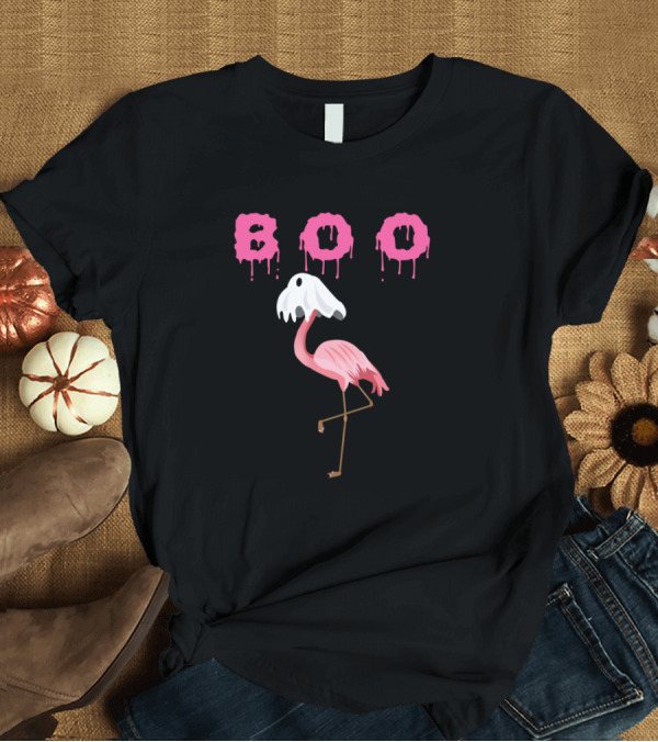 T-Shirt: Boo Ghost Funny Flamingo in Halloween T-Shirt Boo Ghost Funny Flamingo in Halloween T-Shirt