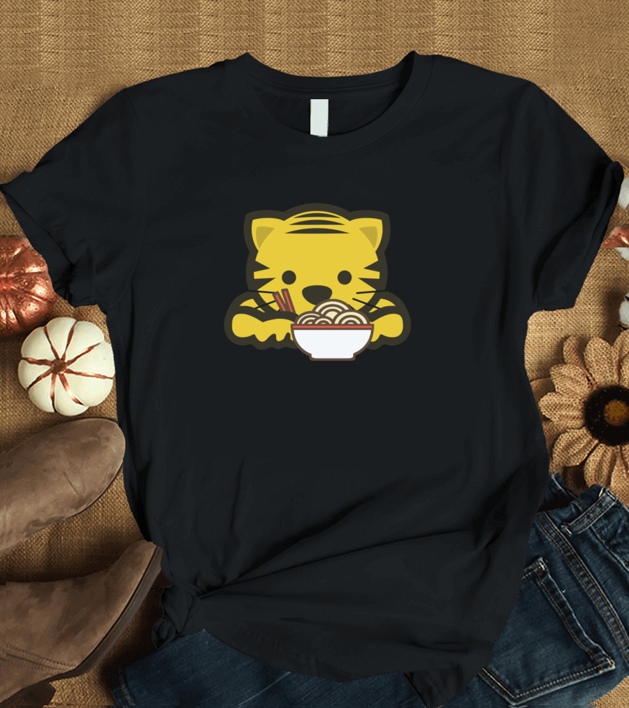 Tiger Ramen Noodles Cute Animal Eating Delight T-Shirt