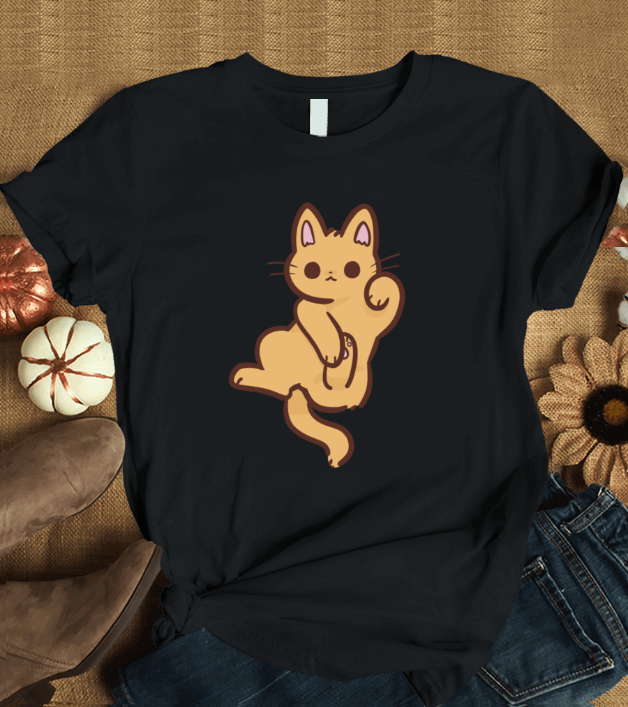 Kitty Cat Lucky Charm Pose T-Shirt