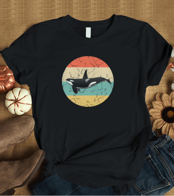 T-Shirt: Funny Vintage Orca Lovers Family Killer Whale Retro Stripes T-Shirt Funny Vintage Orca Lovers Family Killer Whale Retro Stripes T-Shirt
