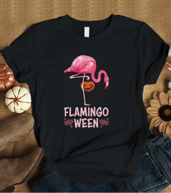 T-Shirt: Flamingoween Halloween Flamingo with Pumpkin Trick Treat T-Shirt Flamingoween Halloween Flamingo with Pumpkin Trick Treat T-Shirt
