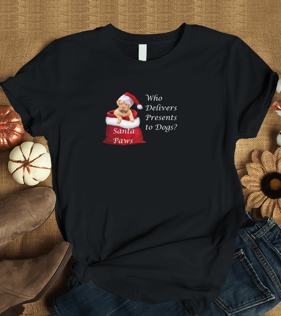 Santa Paws Who Delivers Presents to Dogs T-Shirt