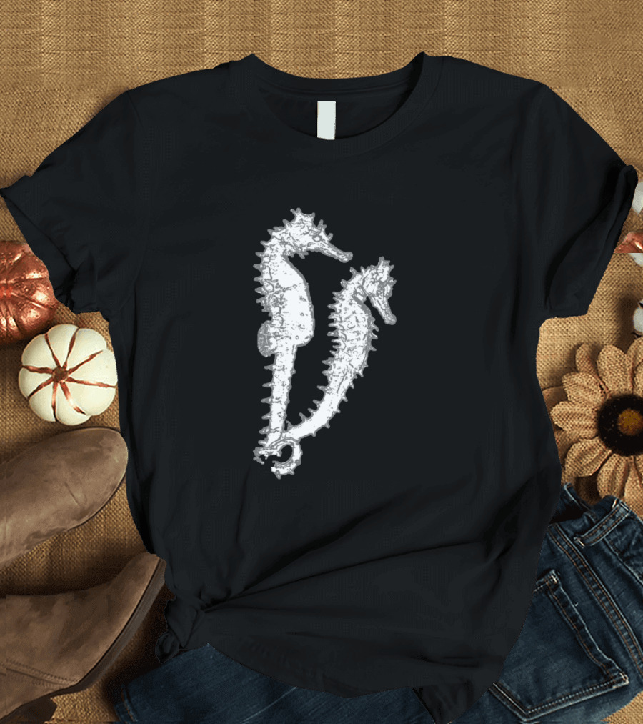 Seahorses Love Harmony in Oceanic Elegance T-Shirt
