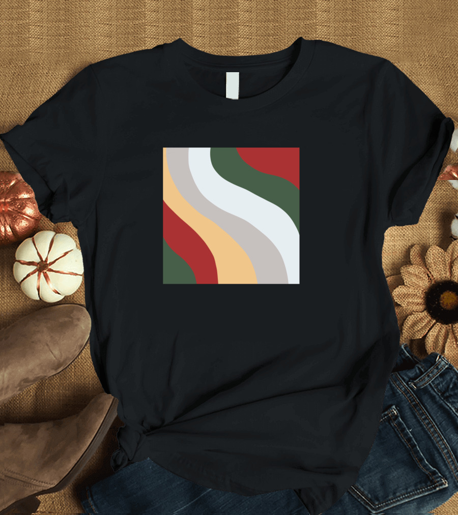 Christmas Wave Patterns Red Green White Curves T-Shirt