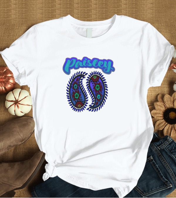 T-Shirt: Paisley Blue Floral Pattern with Vibrant Accents T-Shirt Paisley Blue Floral Pattern with Vibrant Accents T-Shirt