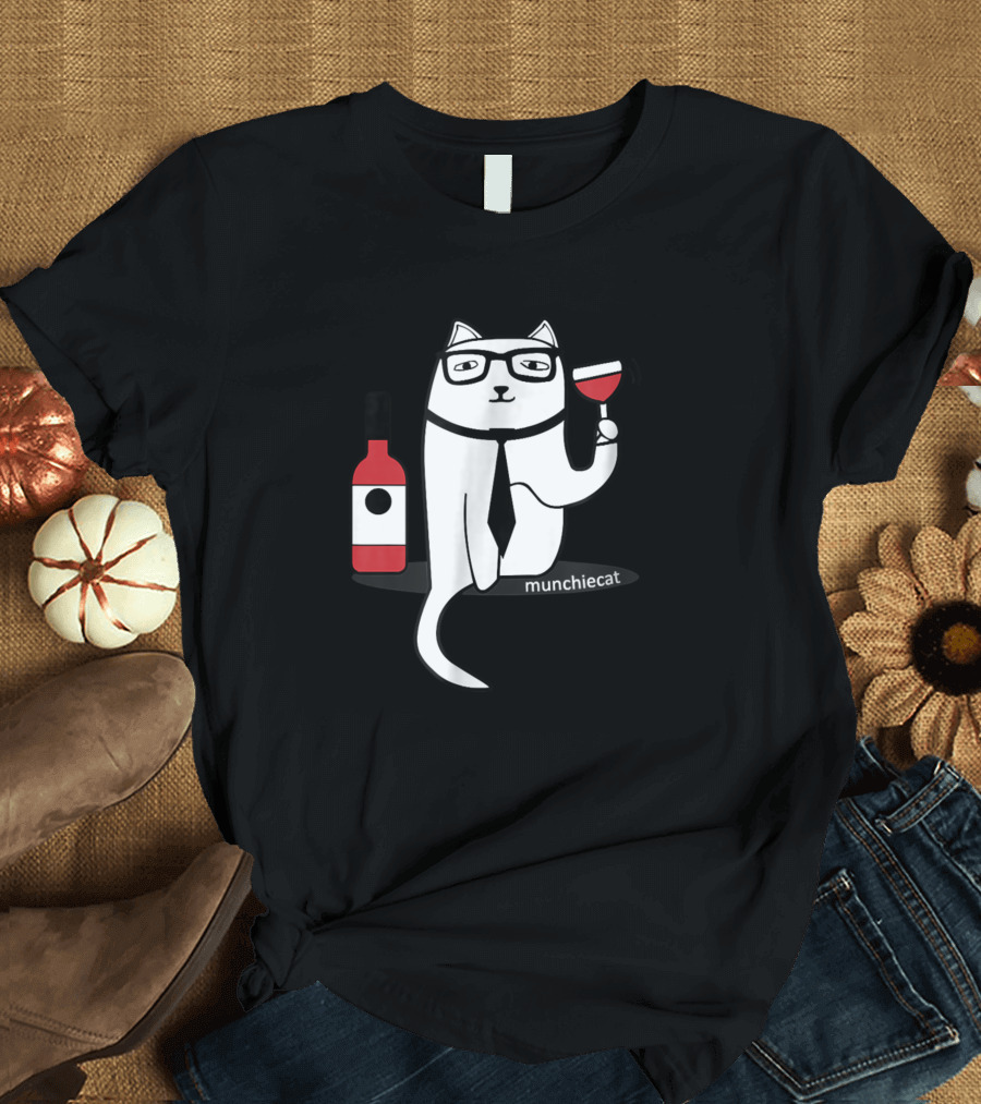 Munchiecat Cat With Wine Glass and Bottle for Cat and Wine Lovers T-Shirt