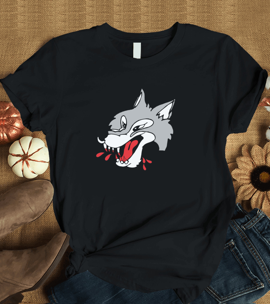 Sudbury Wolves Fierce Snarling Wolf Mascot T-Shirt